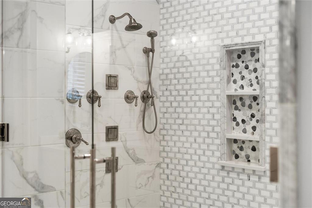 Echelon - Residential