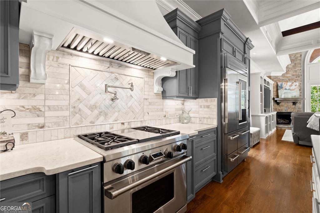 Echelon - Residential