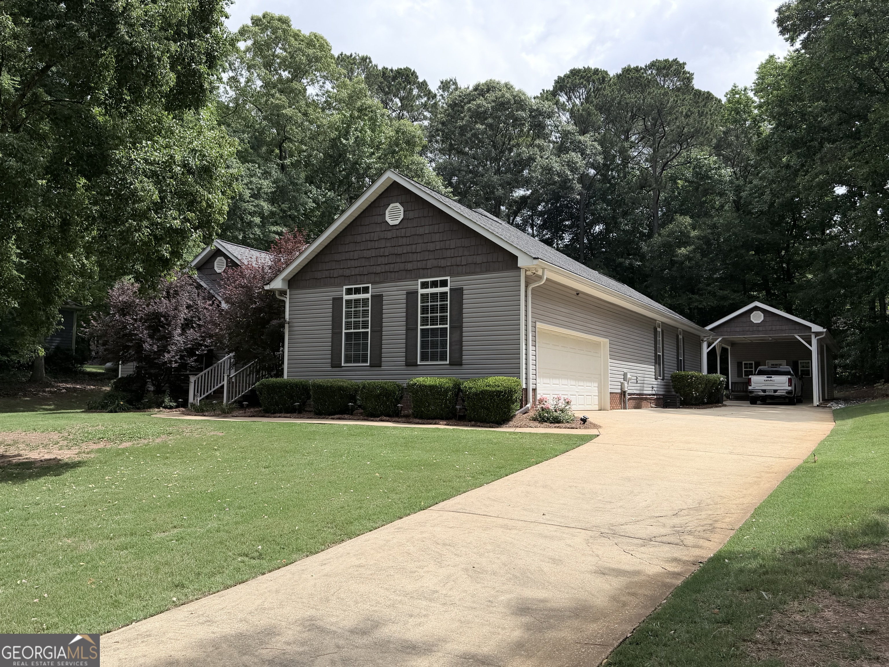 110 Ford Dr