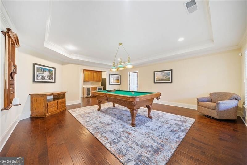 Suwanee, Georgia 30024, United States, 5 Bedrooms Bedrooms, ,6 BathroomsBathrooms,Residential,Pending,22230