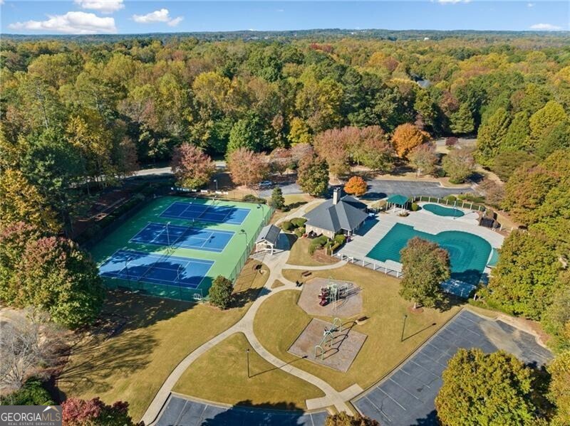 Suwanee, Georgia 30024, United States, 5 Bedrooms Bedrooms, ,6 BathroomsBathrooms,Residential,Pending,22230