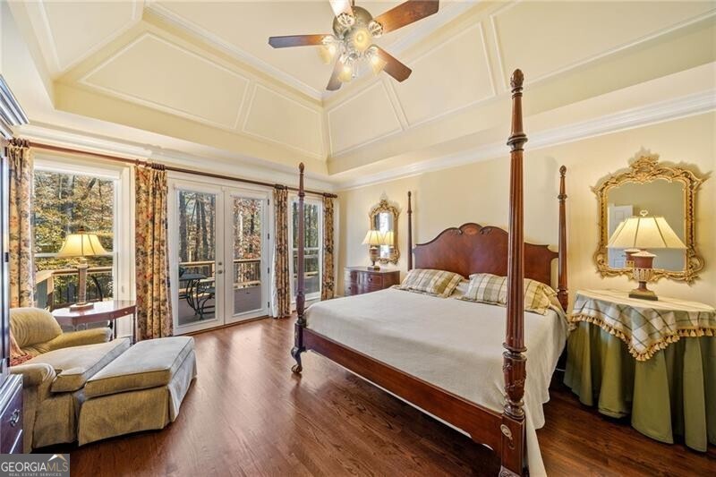 Suwanee, Georgia 30024, United States, 5 Bedrooms Bedrooms, ,6 BathroomsBathrooms,Residential,Pending,22230