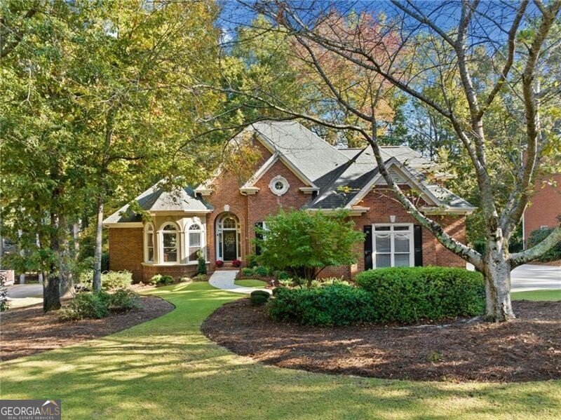 Suwanee, Georgia 30024, United States, 5 Bedrooms Bedrooms, ,6 BathroomsBathrooms,Residential,Pending,22230