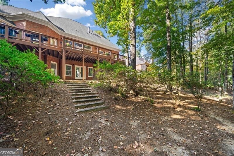 Suwanee, Georgia 30024, United States, 5 Bedrooms Bedrooms, ,6 BathroomsBathrooms,Residential,Pending,22230