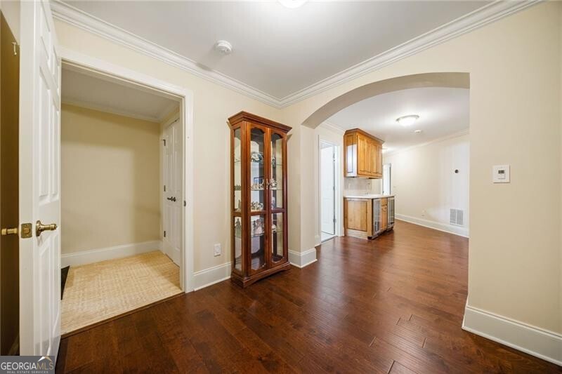 Suwanee, Georgia 30024, United States, 5 Bedrooms Bedrooms, ,6 BathroomsBathrooms,Residential,Pending,22230