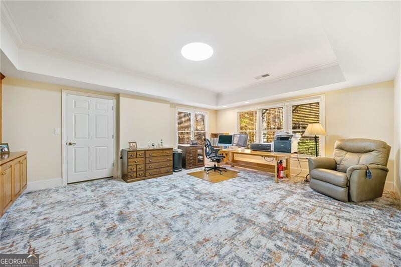 Suwanee, Georgia 30024, United States, 5 Bedrooms Bedrooms, ,6 BathroomsBathrooms,Residential,Pending,22230