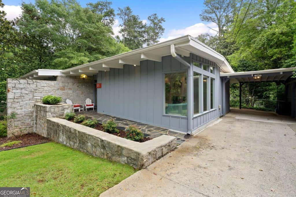 Photo of 3781 Watkins Place NE, Brookhaven, GA 30319 (MLS # 10788068)