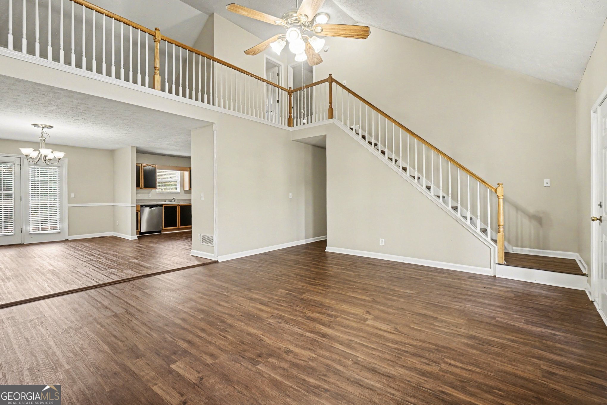 227 Starlyn DR
