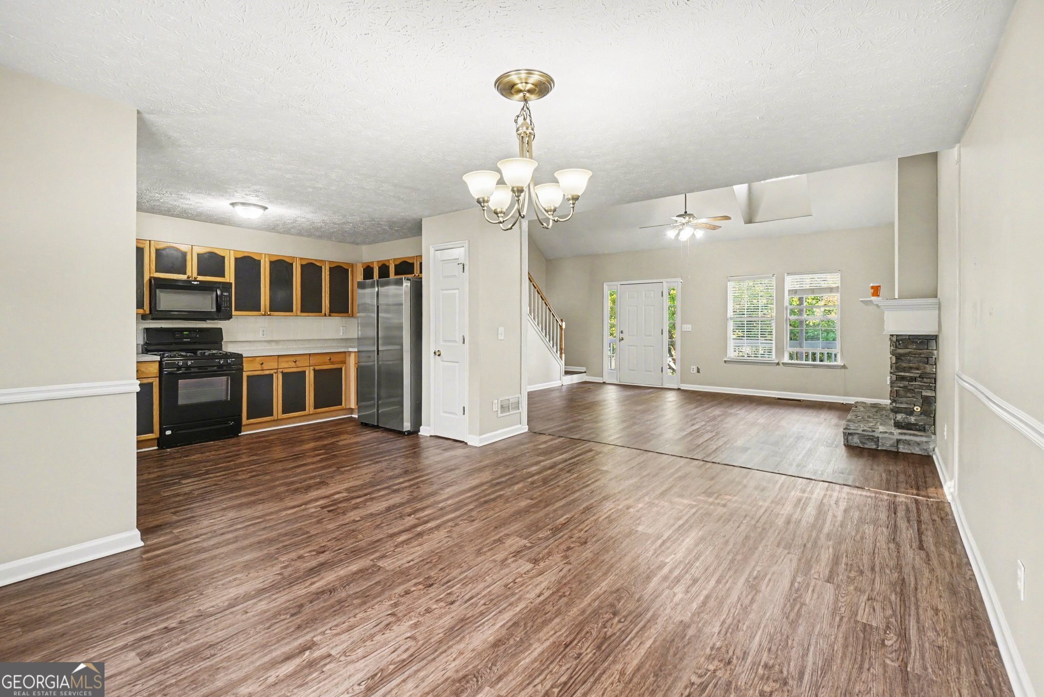 227 Starlyn DR