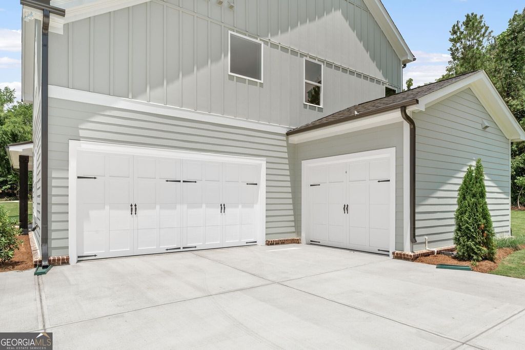 Photo of 9155 Greenway Court, Gainesville, GA 30506 (MLS # 10721450)