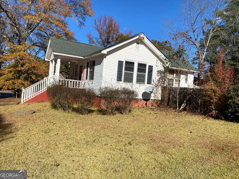 A home in Thomaston