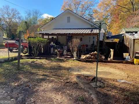 A home in Thomaston