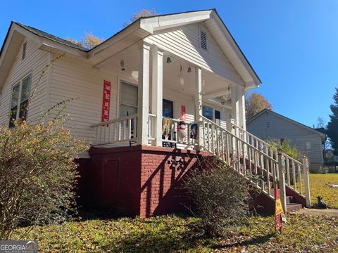 A home in Thomaston