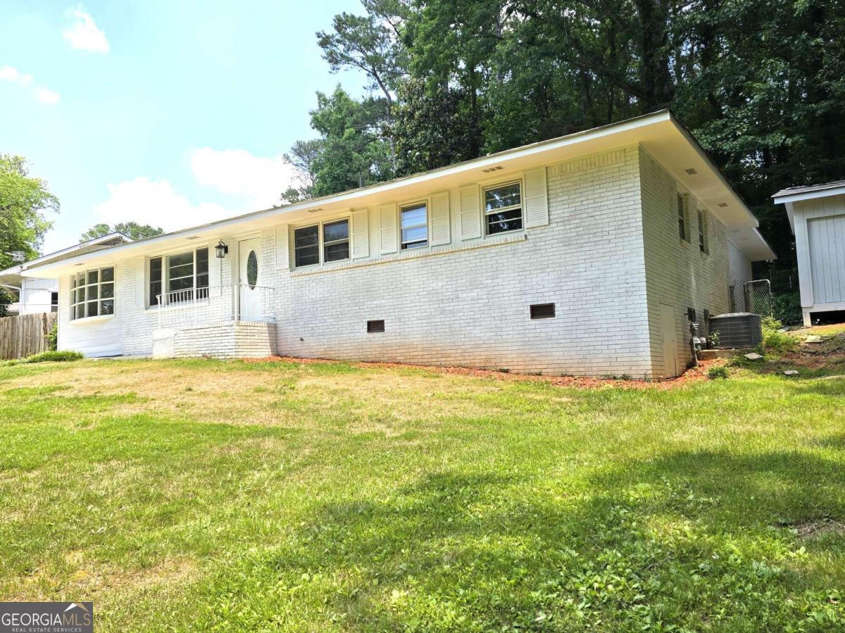 345 FOREST VALLEY RD SW