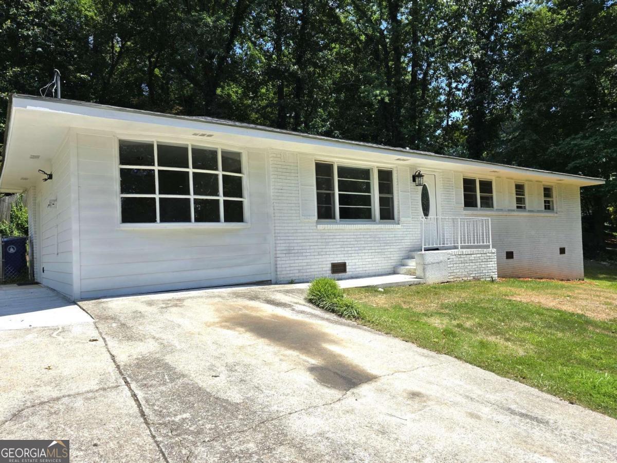 345 FOREST VALLEY RD SW