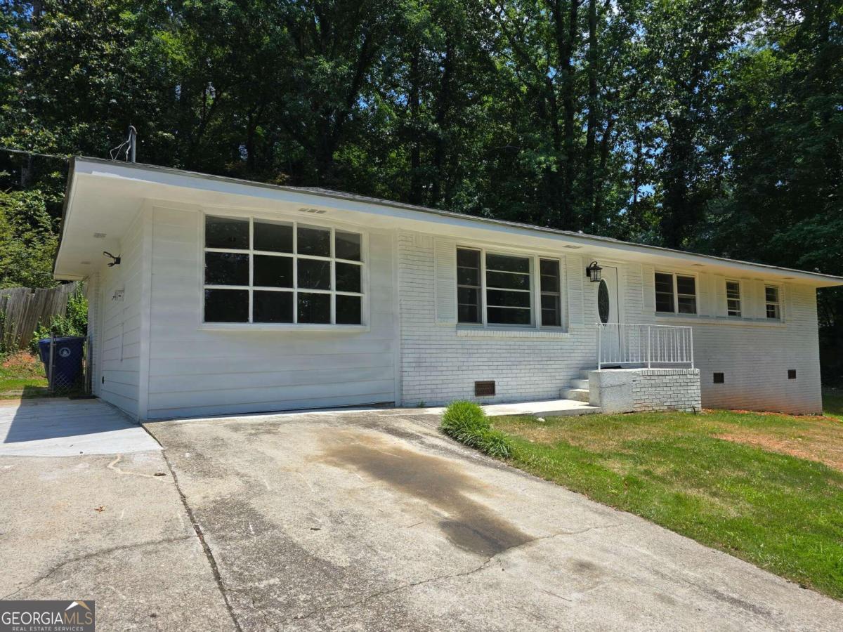 345 FOREST VALLEY RD SW