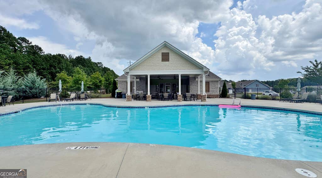 Photo of 375 Plainfield Street, Fayetteville, GA 30215 (MLS # 10824574)