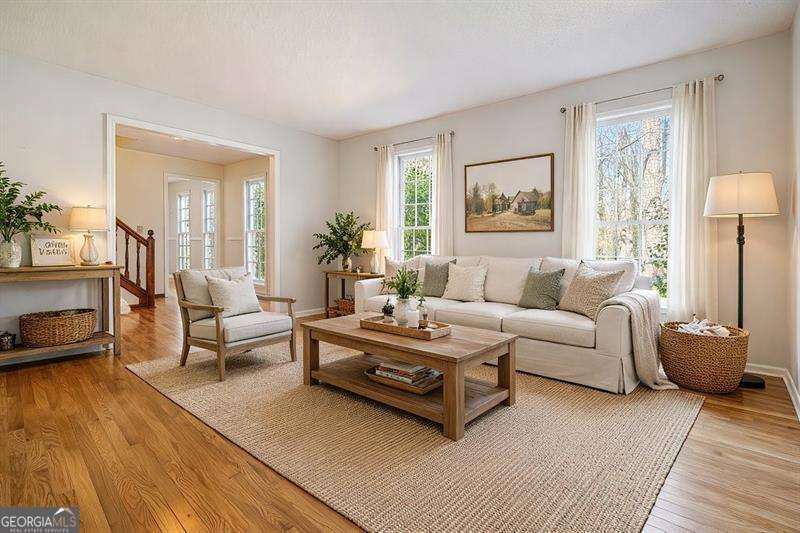 4241 Glenforest WAY NE