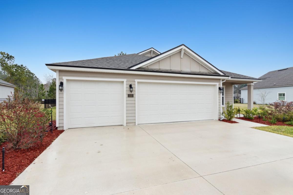 313 Chinquapin DR