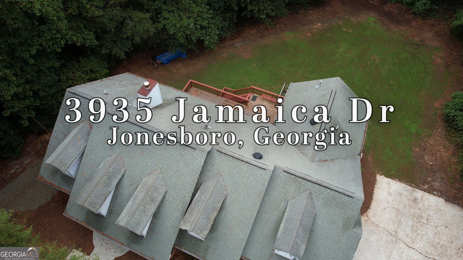 3935 Jamaica DR