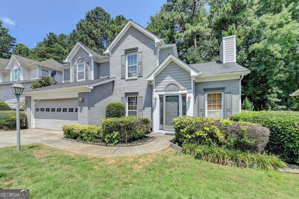 Photo of 2915 White Blossom Lane, Suwanee, GA 30024 (MLS # 10654577)