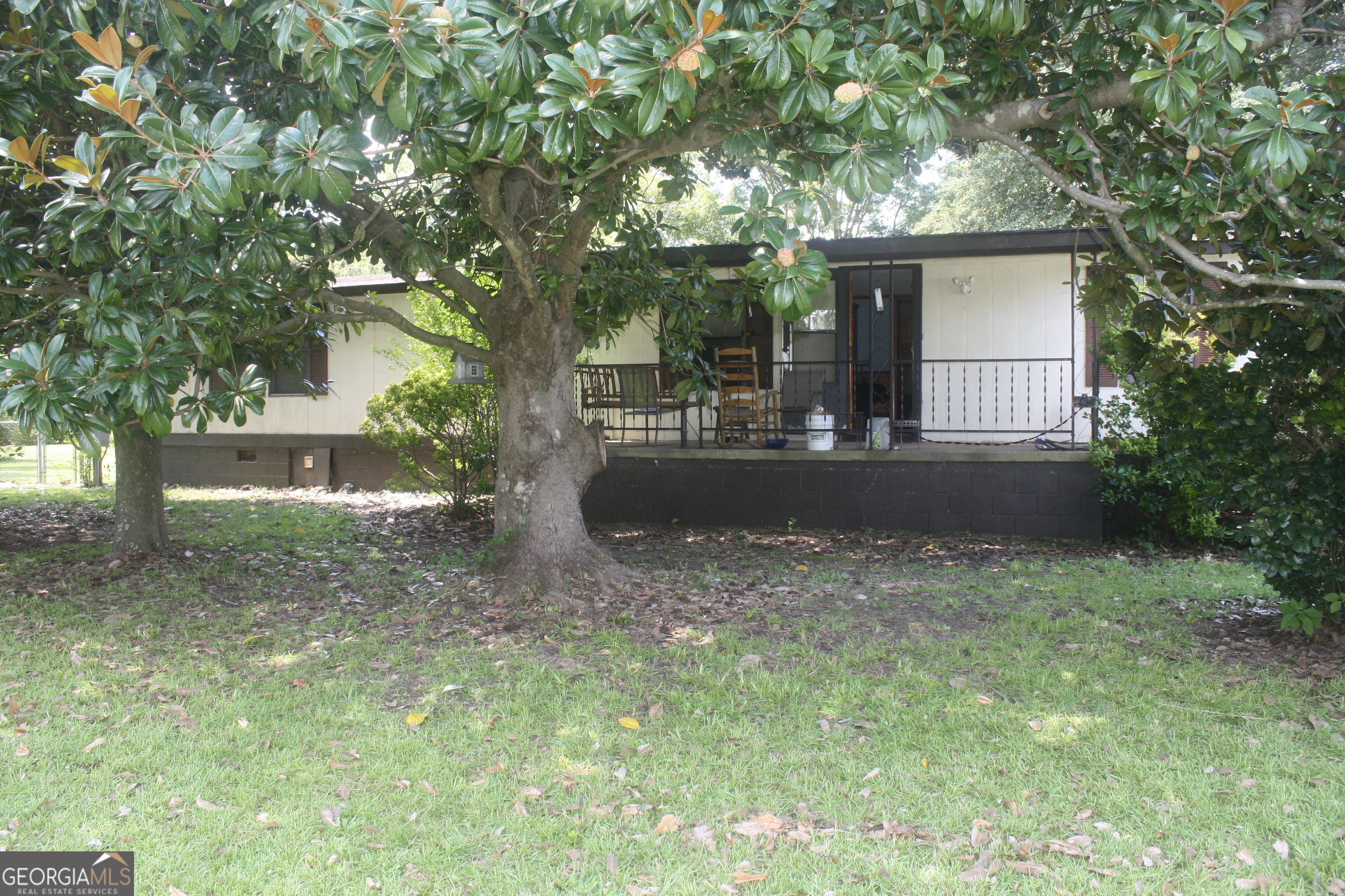 205 Cambridge DR