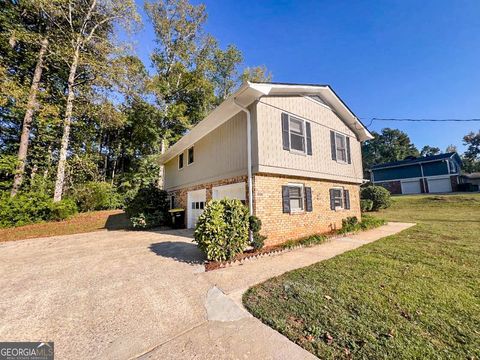 A home in Fairburn