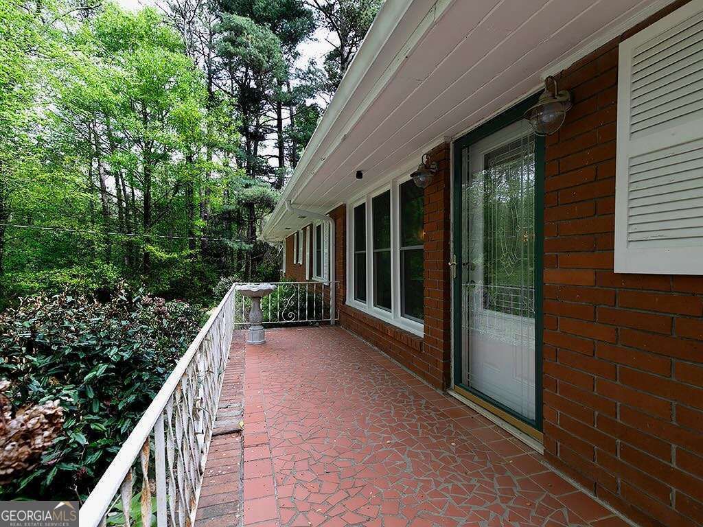 Photo of 6325 Dodgen Road SW, Mableton, GA 30126 (MLS # 10728371)