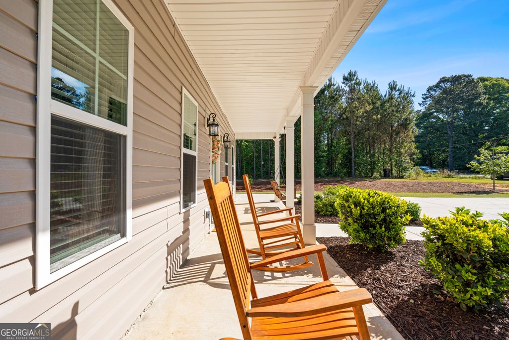 Photo of 218 Tenney Nelson Rd, Grantville, GA 30220 (MLS # 10761666)