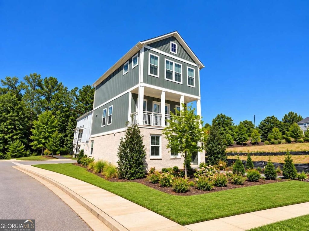 Photo of 402 Boardwalk Way, Alpharetta, GA 30022 (MLS # 10874743)
