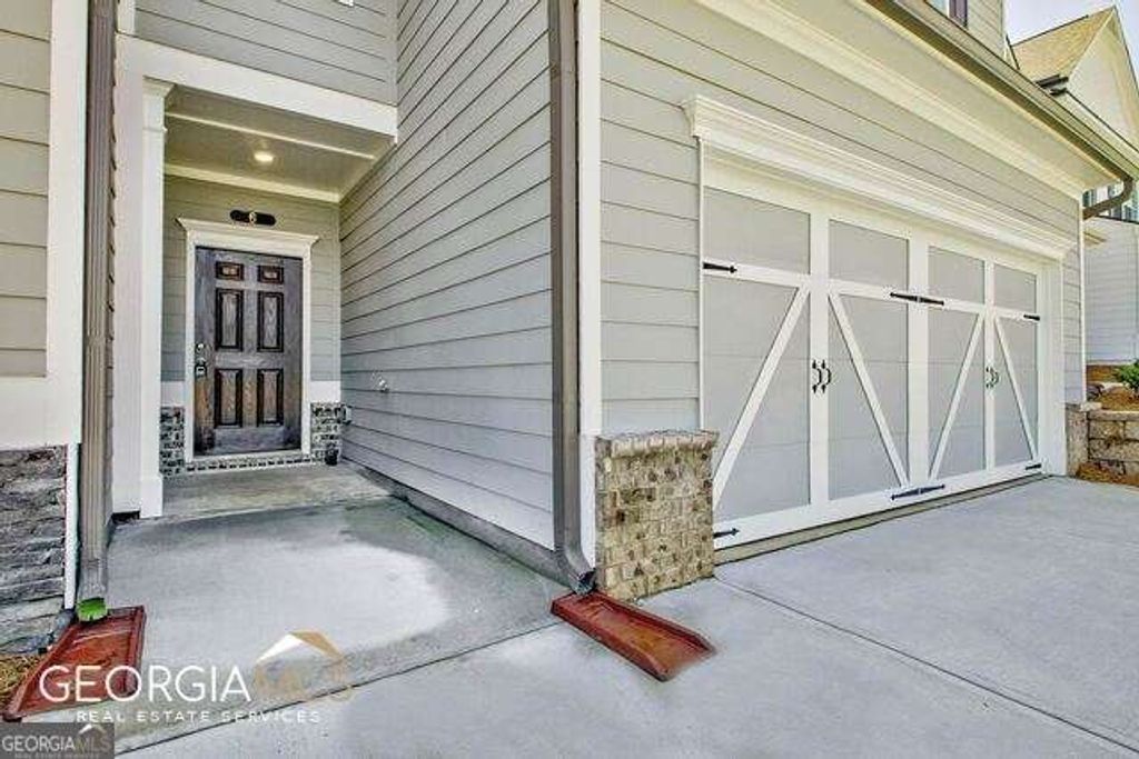 Photo of 6 Sepia Oak Drive, Newnan, GA 30263 (MLS # 10689714)