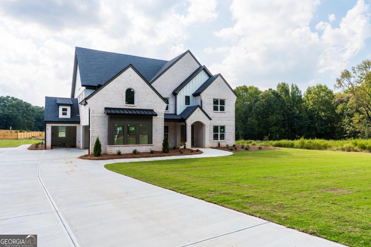 3287 Hall RD