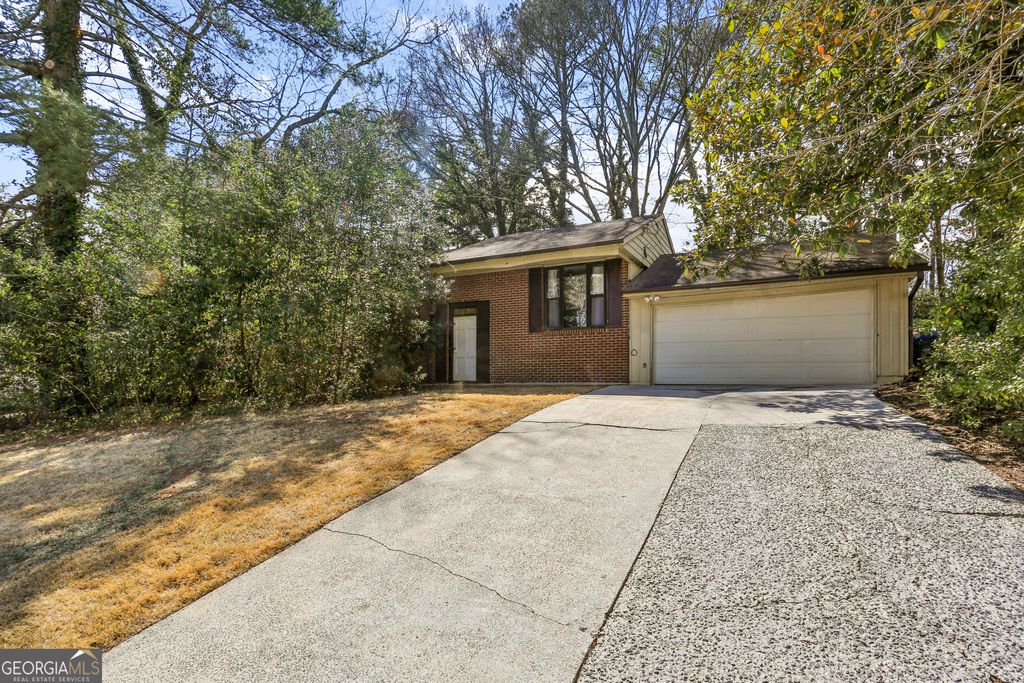 Photo of 3788 Montford Drive, Atlanta, GA 30341 (MLS # 10705779)