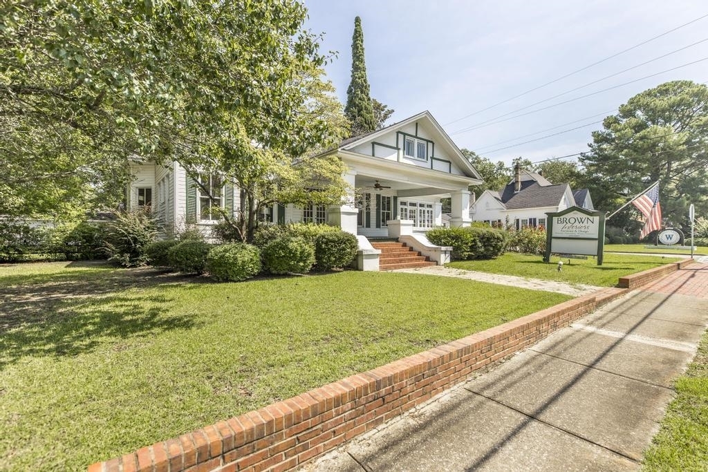 1101 Bellevue AVE