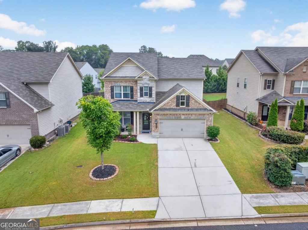 Photo of 1908 Lakeview Bend Way, Buford, GA 30519 (MLS # 10882244)