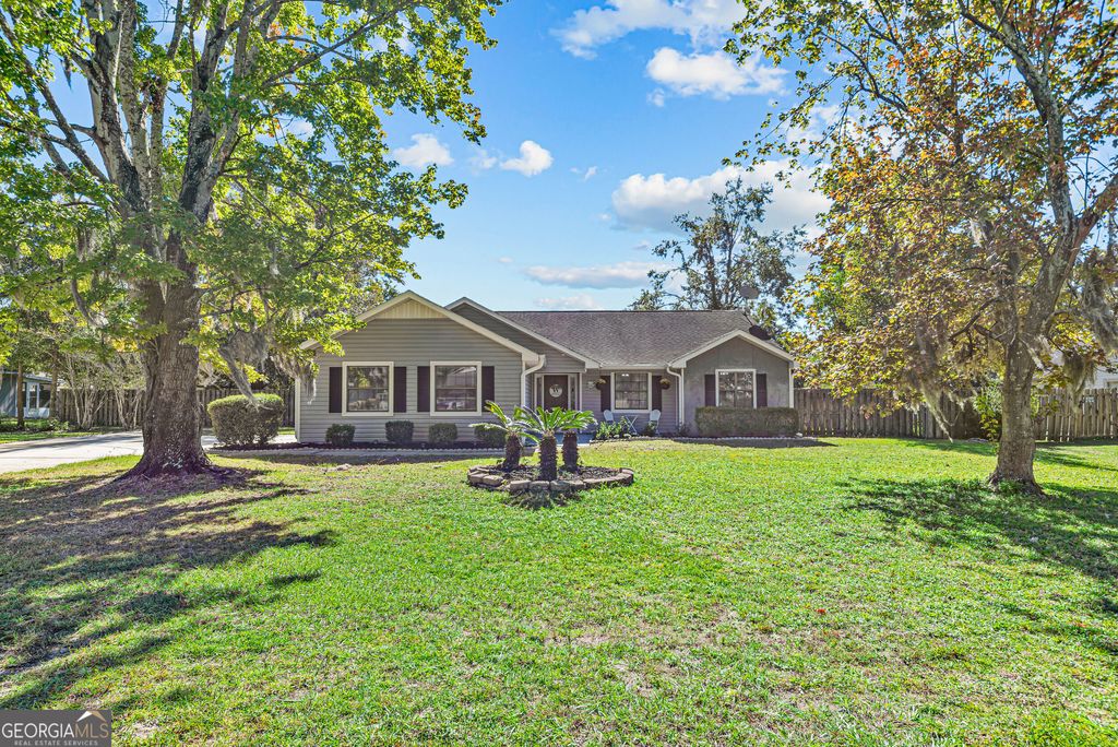 Photo of 114 Plantation Court, Saint Marys, GA 31558 (MLS # 10631380)