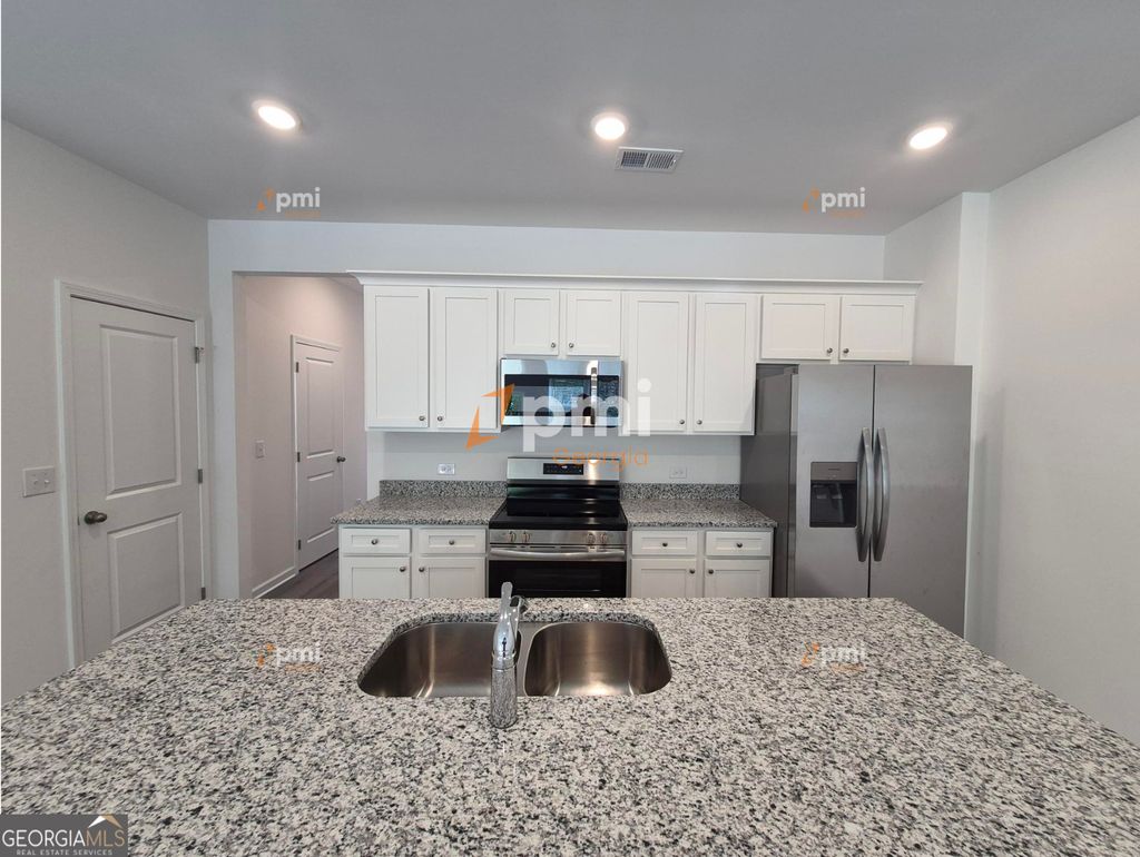 Photo of 140 Hazel Drive, McDonough, GA 30253 (MLS # 10742031)