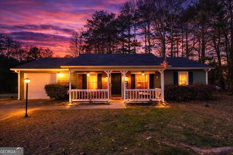Photo of 3000 Westview Drive, Powder Springs, GA 30127 (MLS # 10698183)