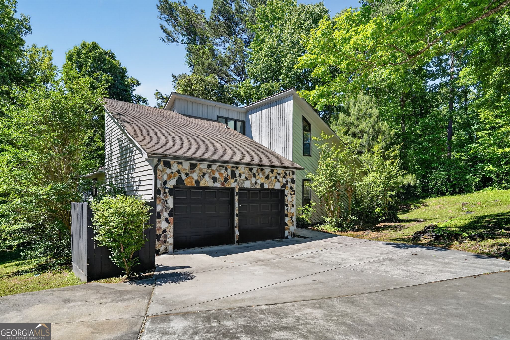 2624 New Haven DR