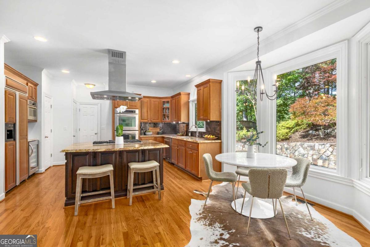 1120 Whitehall Pointe