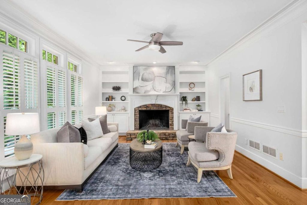 Photo of 1120 Whitehall Pointe, Sandy Springs, GA 30338 (MLS # 10653319)