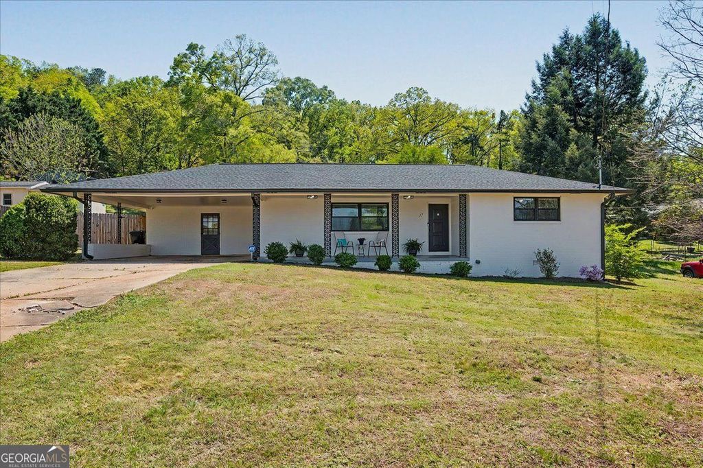 Photo of 17 Crestwood Road, Cartersville, GA 30121 (MLS # 10728336)