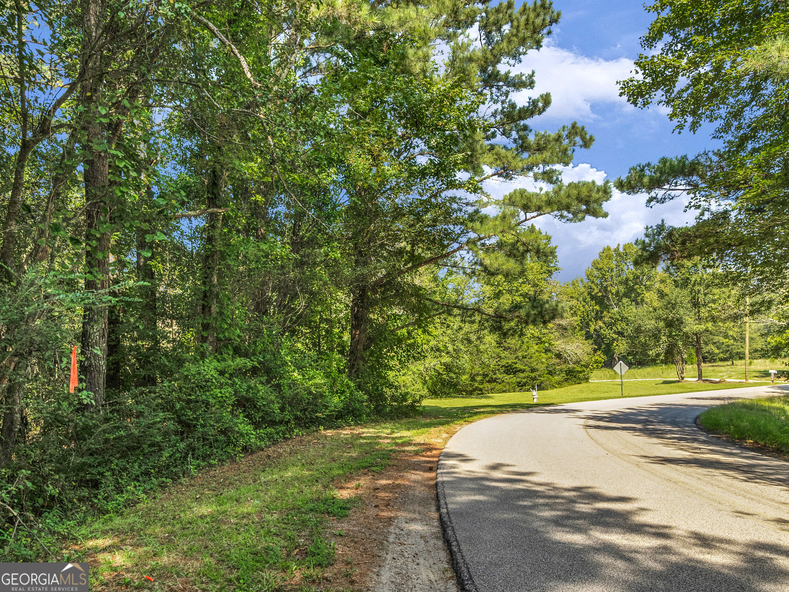 129 Little RD