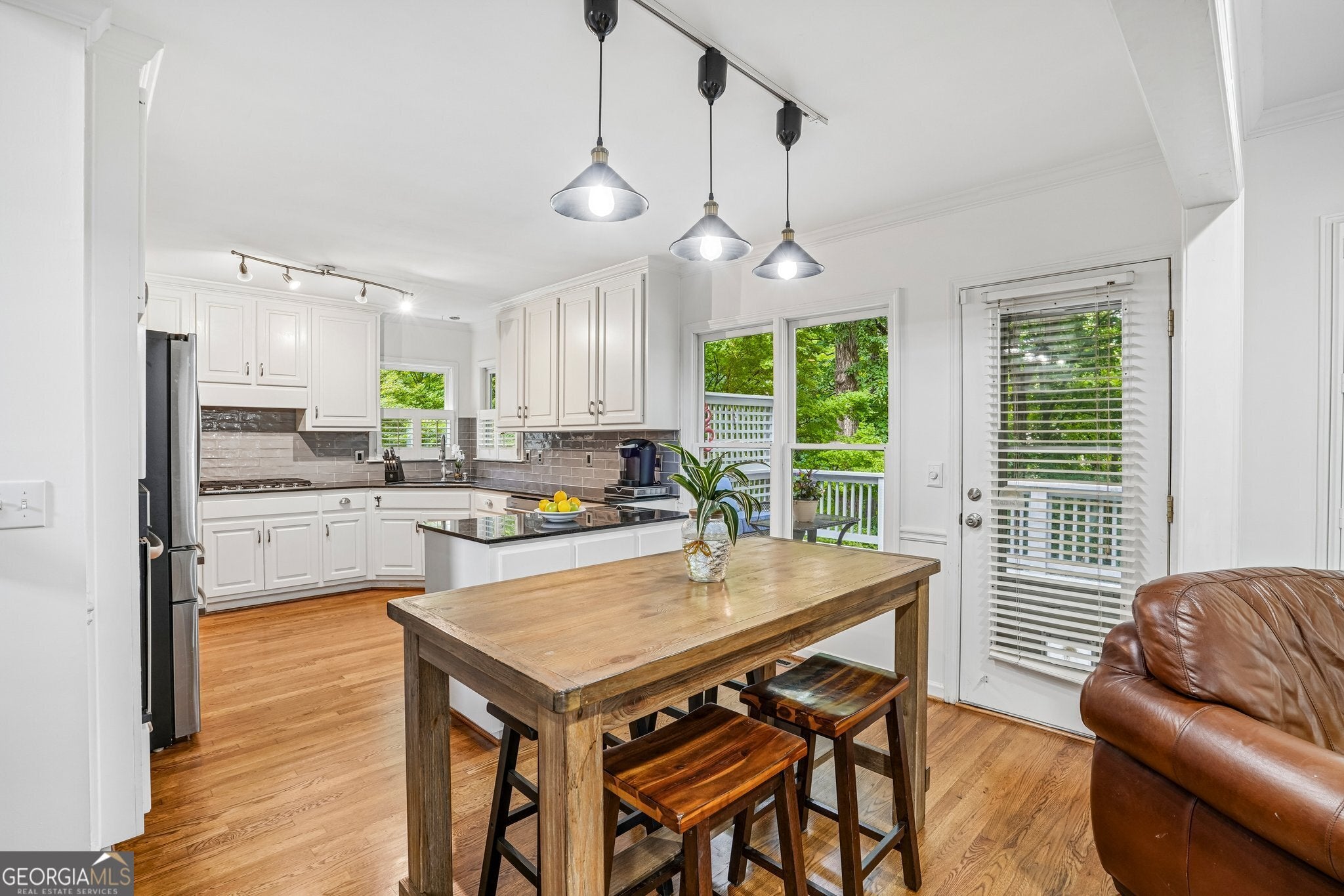 706 Braidwood RDG NW