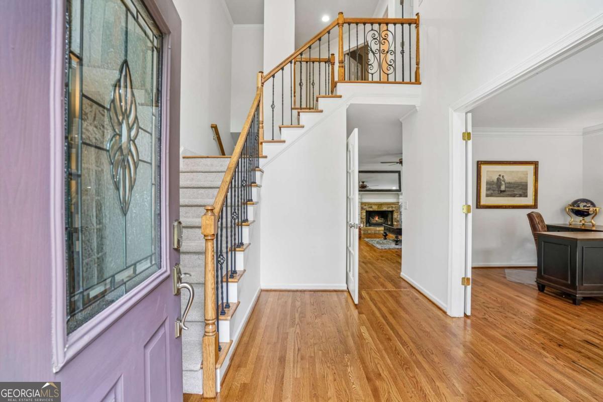 706 Braidwood RDG NW
