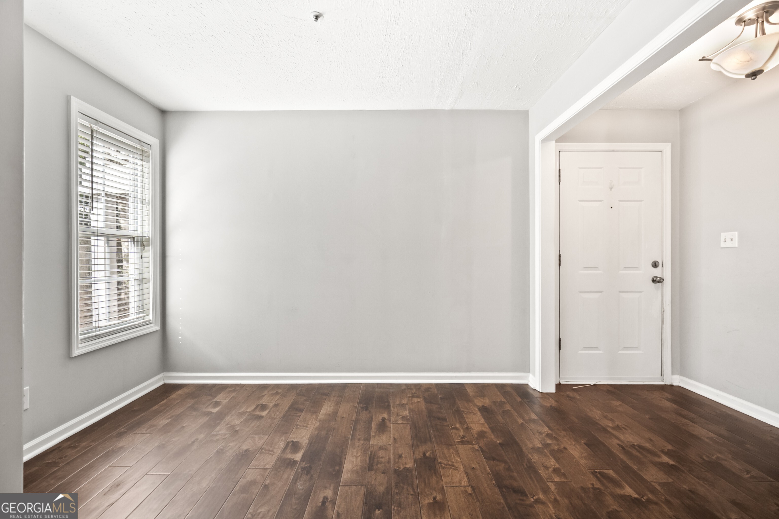 2090 River Heights WALK SE