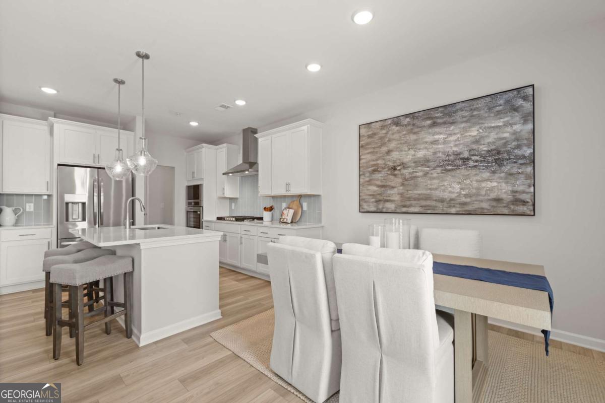 6220 Molo LN 658