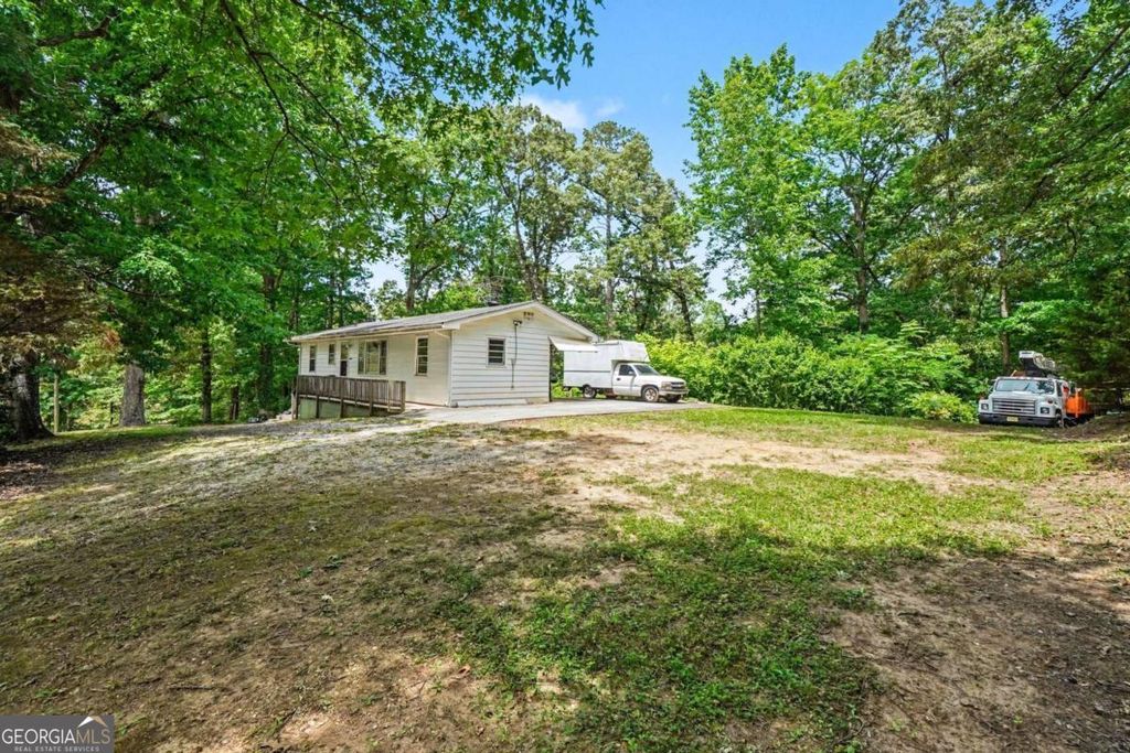 Photo of 3944 Fairburn Road, Douglasville, GA 30135 (MLS # 10763398)