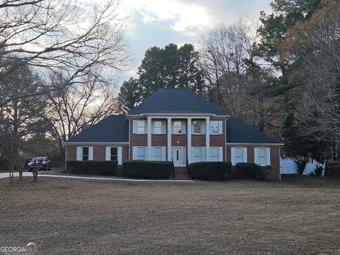 Photo of 135 Antebellum Way, Fayetteville, GA 30215 (MLS # 10665673)