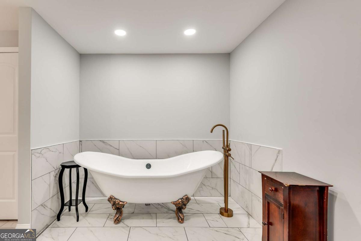 Watkins Glen - Residential